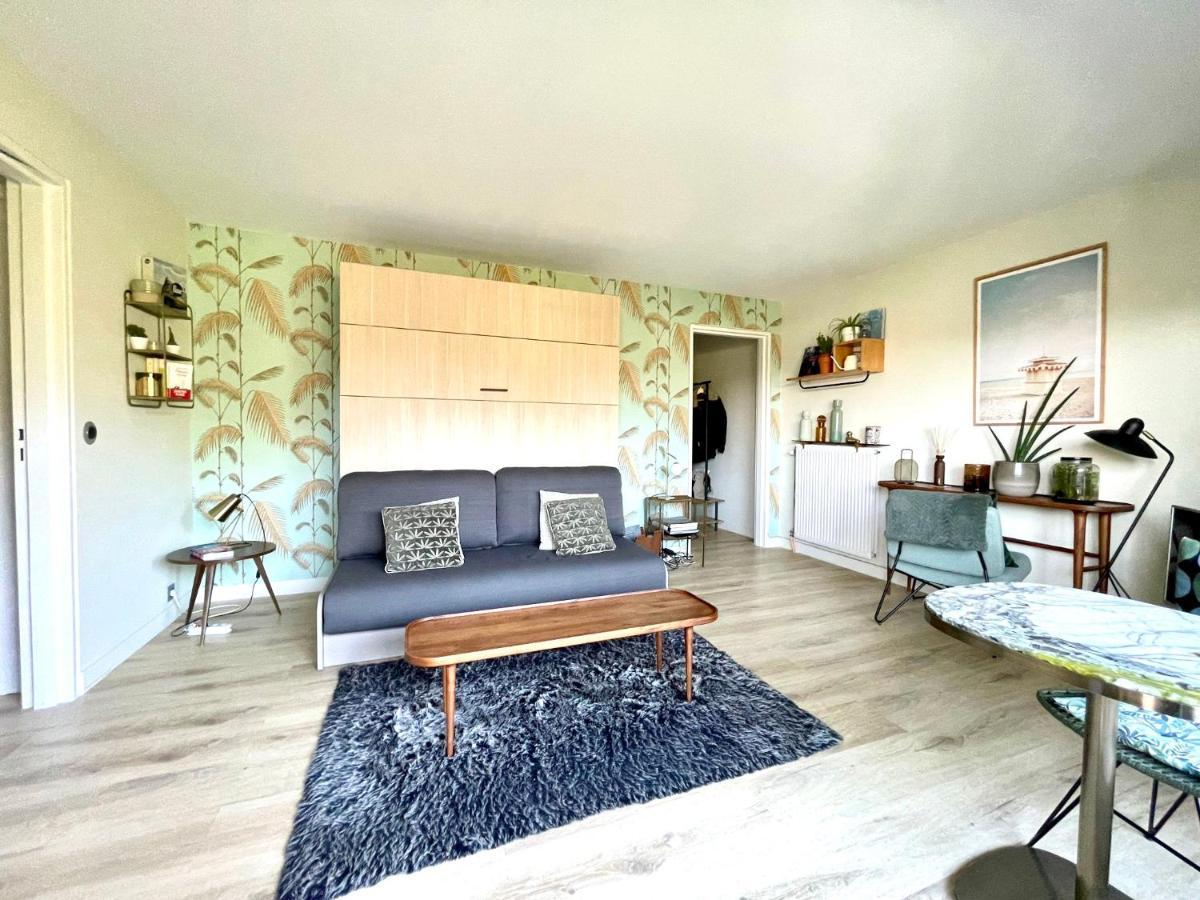 Beau Studio Terrasse Vue Jardin - A 2 Pas De La Mer Deauville Dış mekan fotoğraf